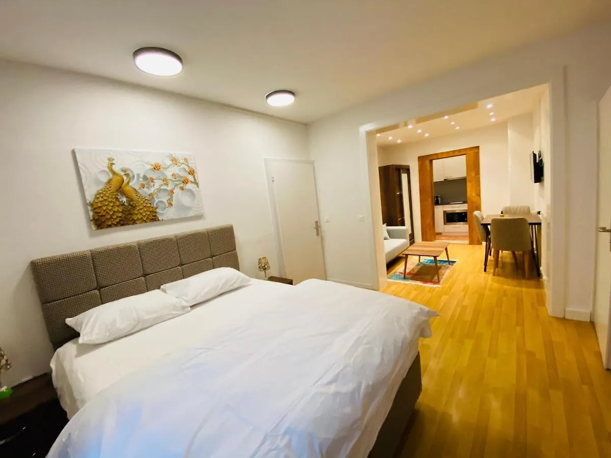Hotel Akomo Berna
